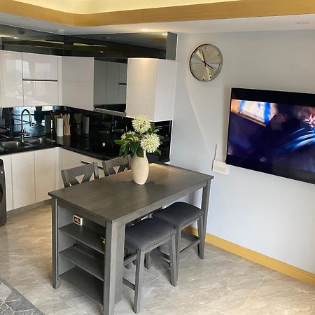 Walking Street Condo Beautiful 1 King Bedroom Angeles Luaran gambar